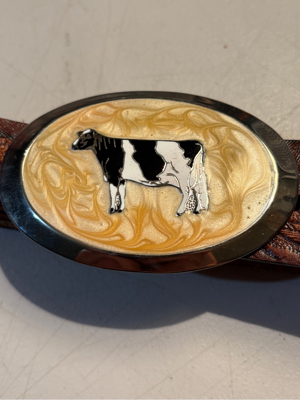 Cow Motif Belt Buckle in Cream and Silver Cowhide
